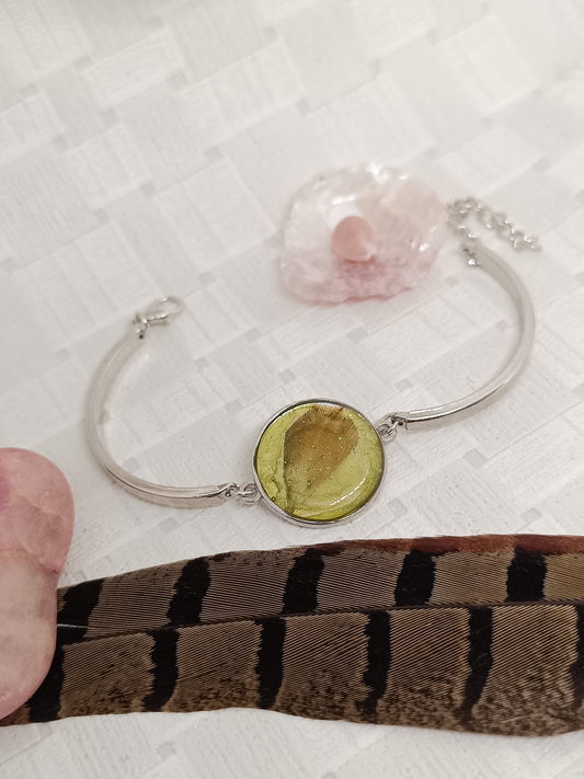 L'Ambitieux Vert pâle